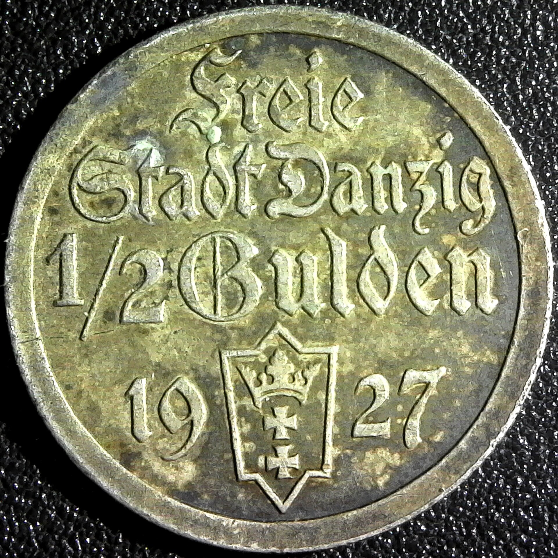 Danzig Half Gulden 1927 obv.jpg