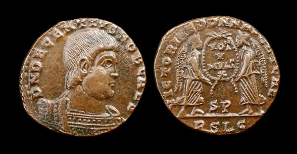 Decentius 6.jpg