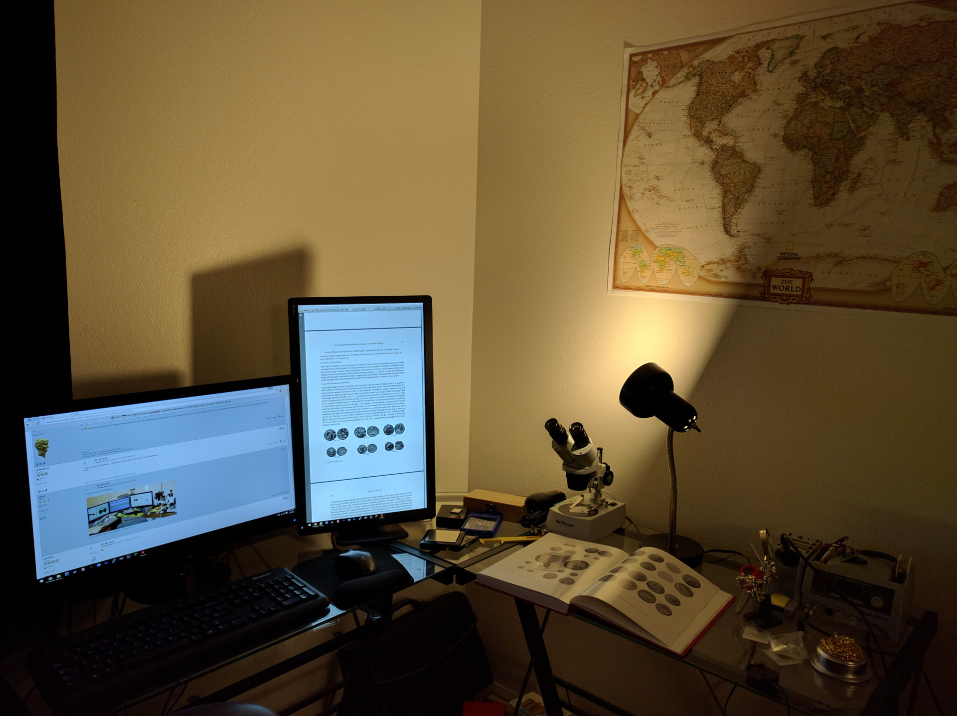desk.jpg