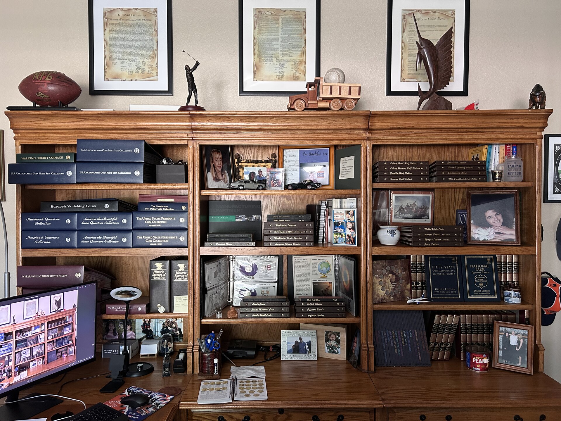 desk-shelves-with-coins-5.JPG