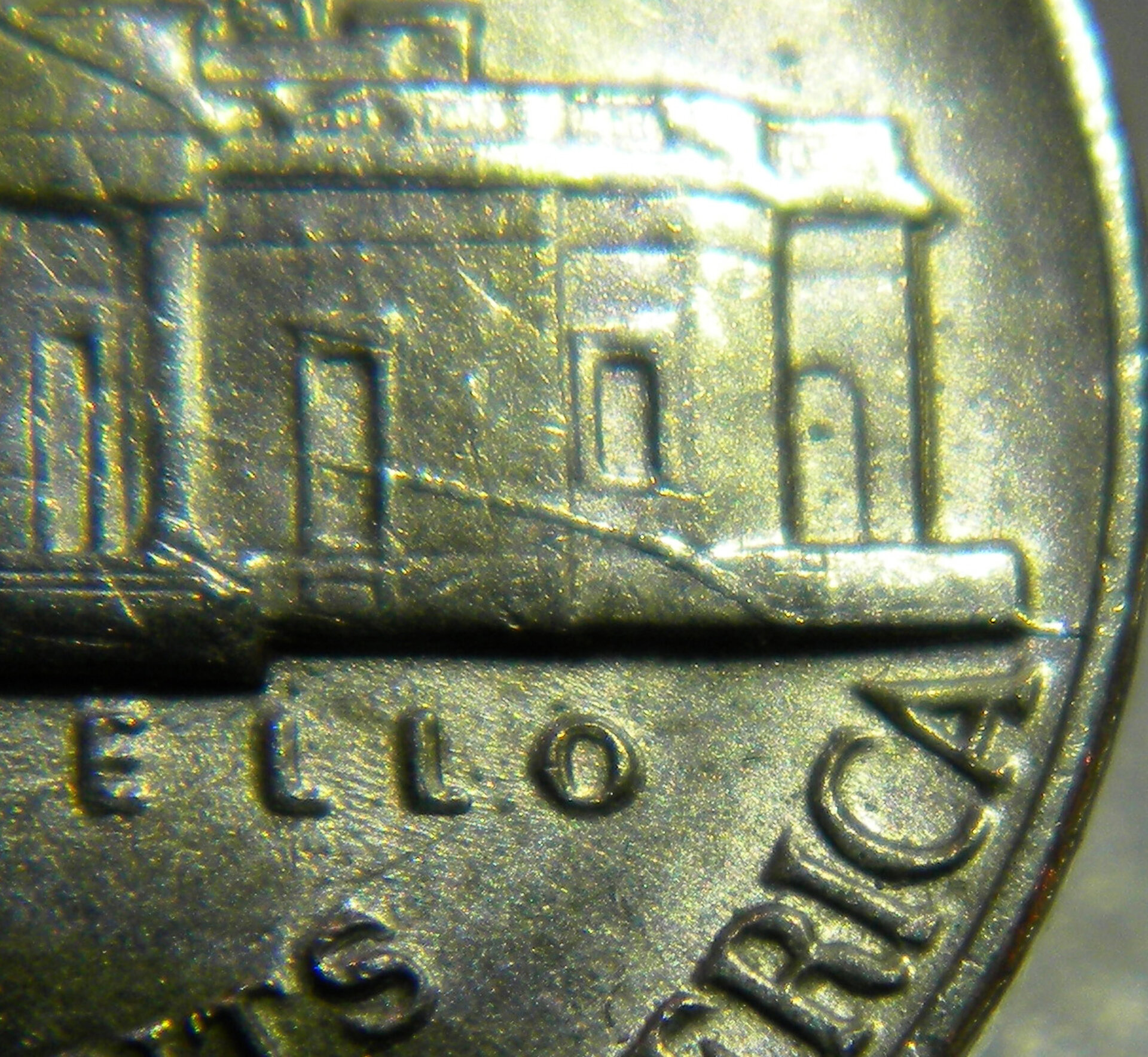 Die Crack Closeup3.jpg