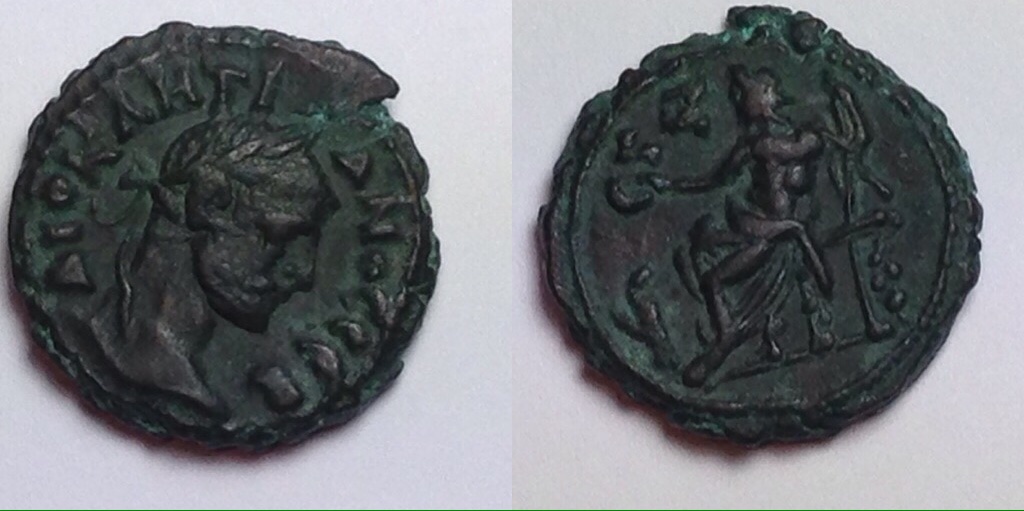 Diocletian Zeus seated year year 7.jpg