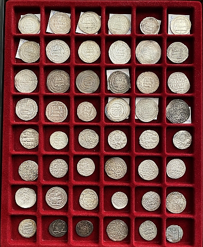 Dirham tray 040221 ct.jpg