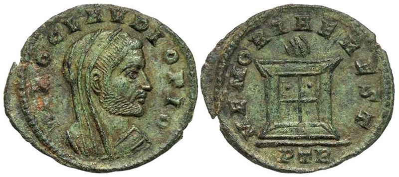 Divus Claudius II fraction Memoriae Rest Trier 317-318 18mm 1.29g - Berlin.jpg