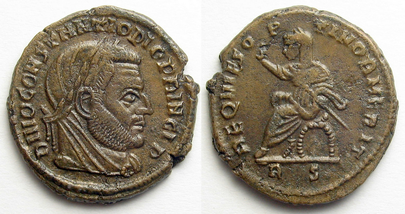 Divus Constantius I Reqvies Optimor Merit Rome 317-318 (RIC VII Rome 105) 19x18mm 3.55g.jpg