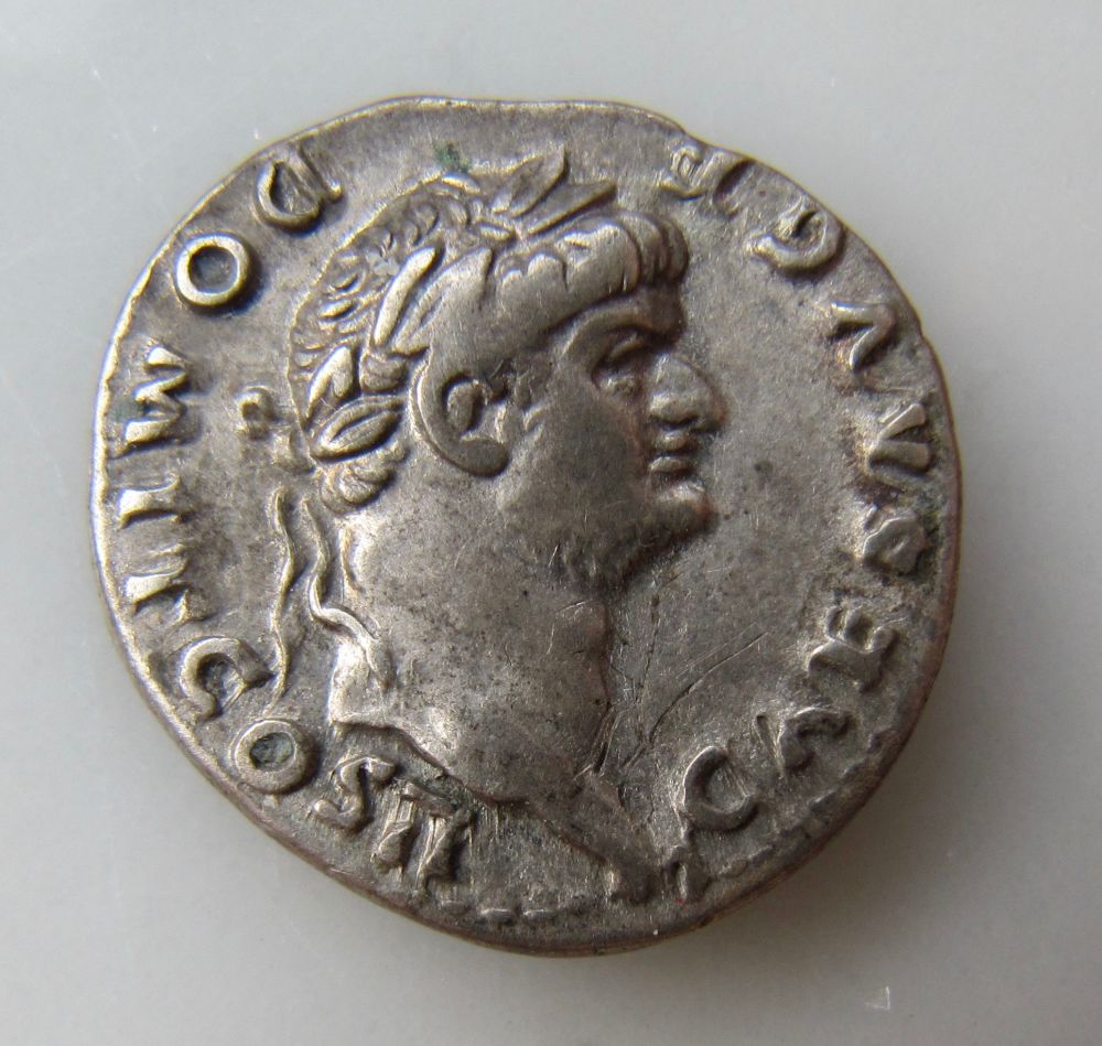 Domitian Denarius zu Pferd- Obv - 1_opt.jpg