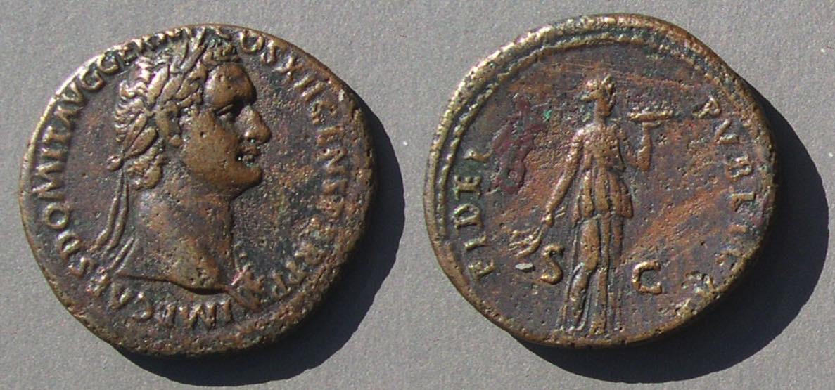 Domitian3asFIDEIPVBLICAE7734.jpg