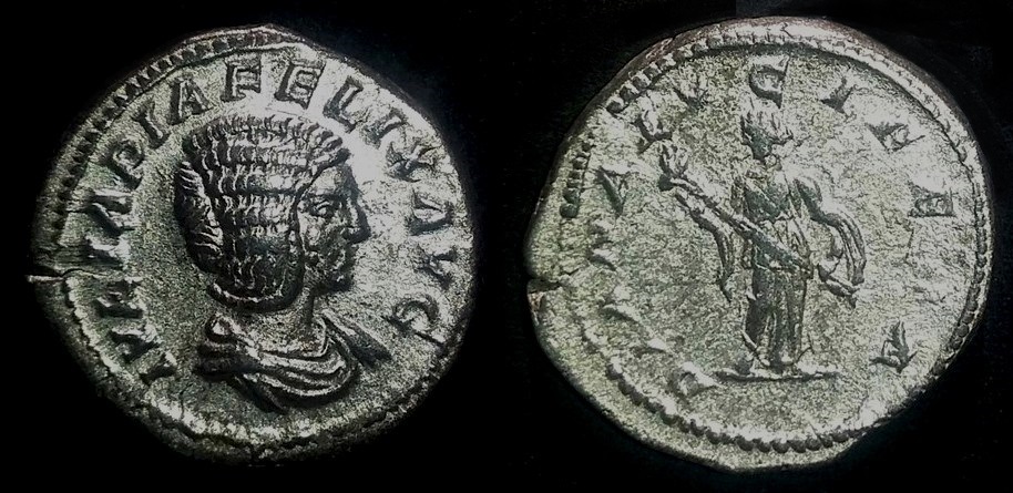 Domna DIANA LVCIFERA Denarius.jpg