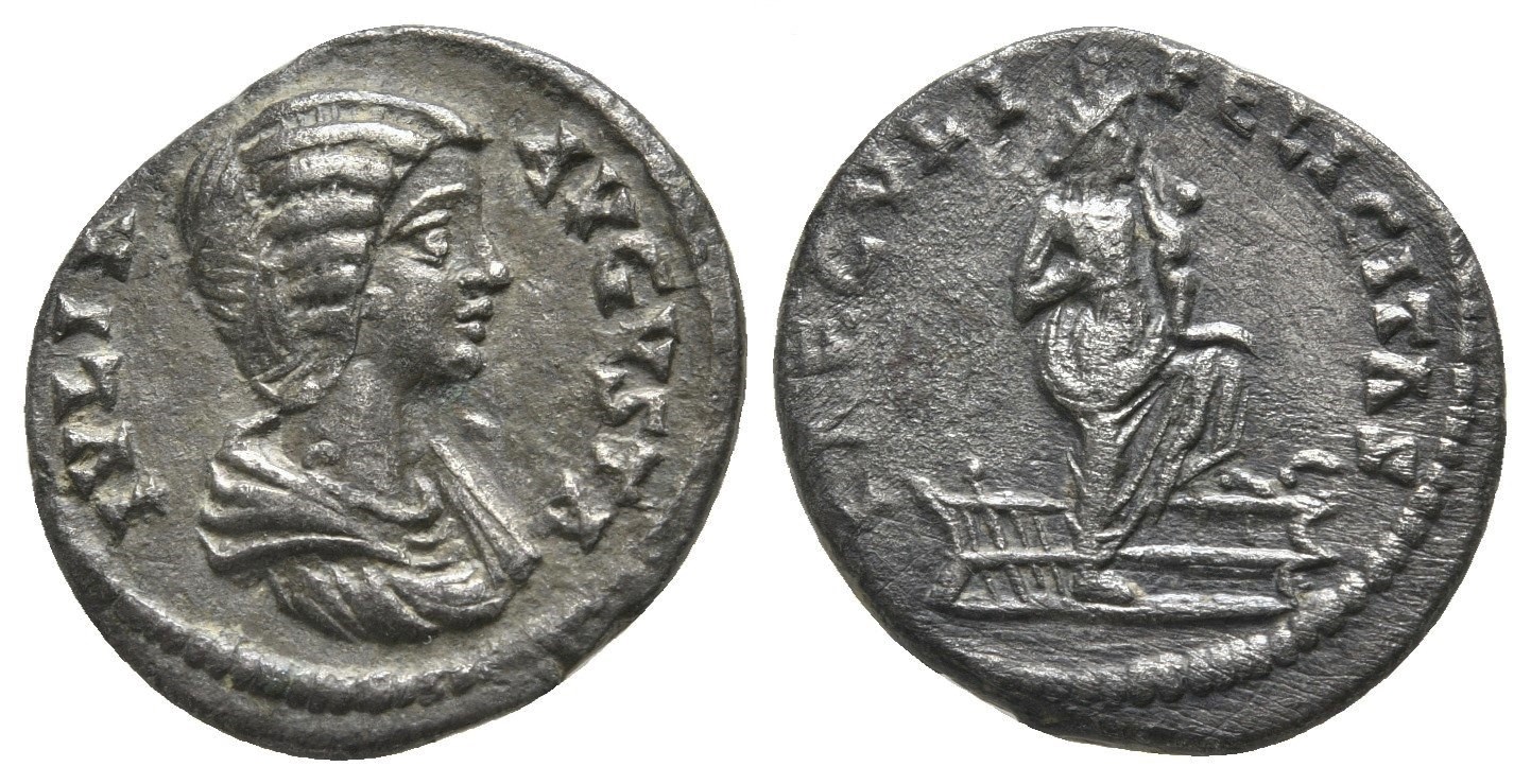 Domna SAECVLI FELICITAS Denarius Laodicea.jpg