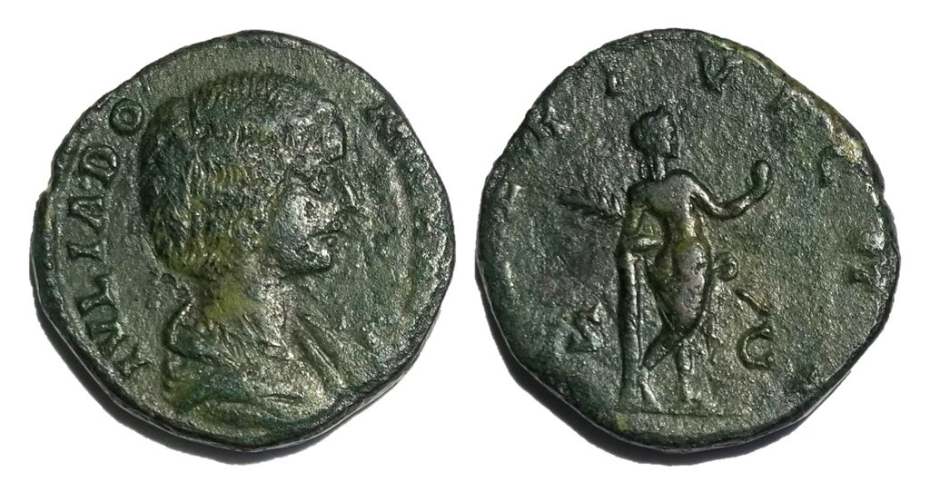 Domna VENERI VICTR Sestertius.jpg