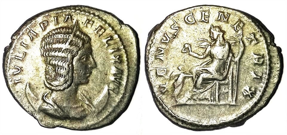 Domna Venus Genetrix Antoninianus.jpg