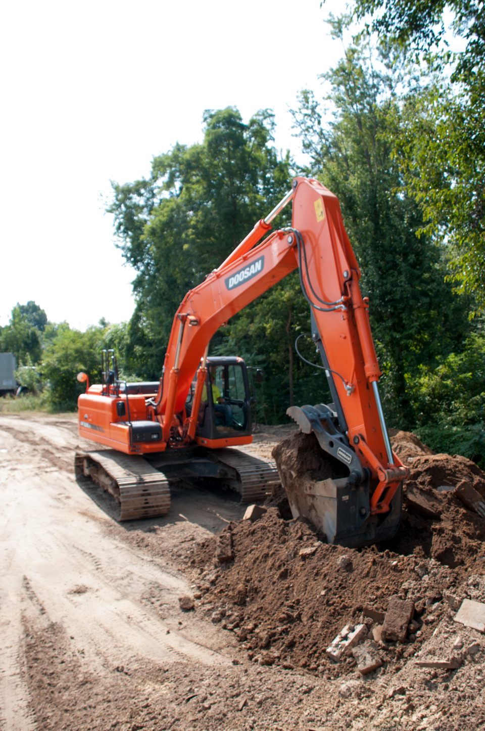 Doosan_DX225LC_3_3.5670551df31fc.jpg