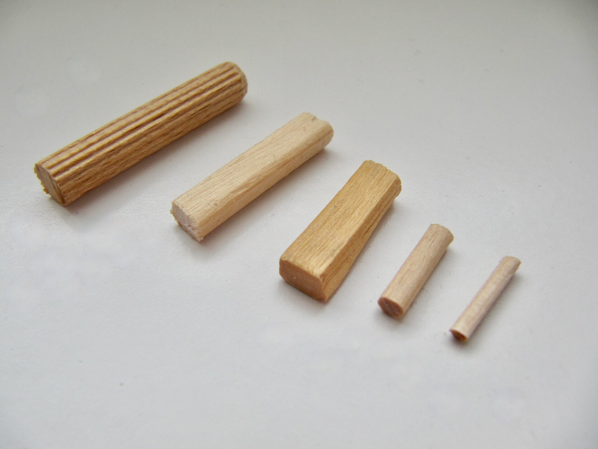 Dowels - 1.jpeg