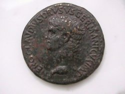 Drusus%20Sesterz-Obv.jpg