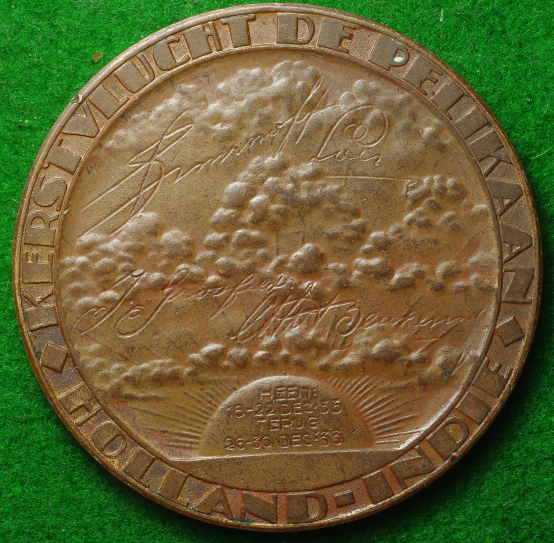 Dutch Pelican Medal 2.JPG