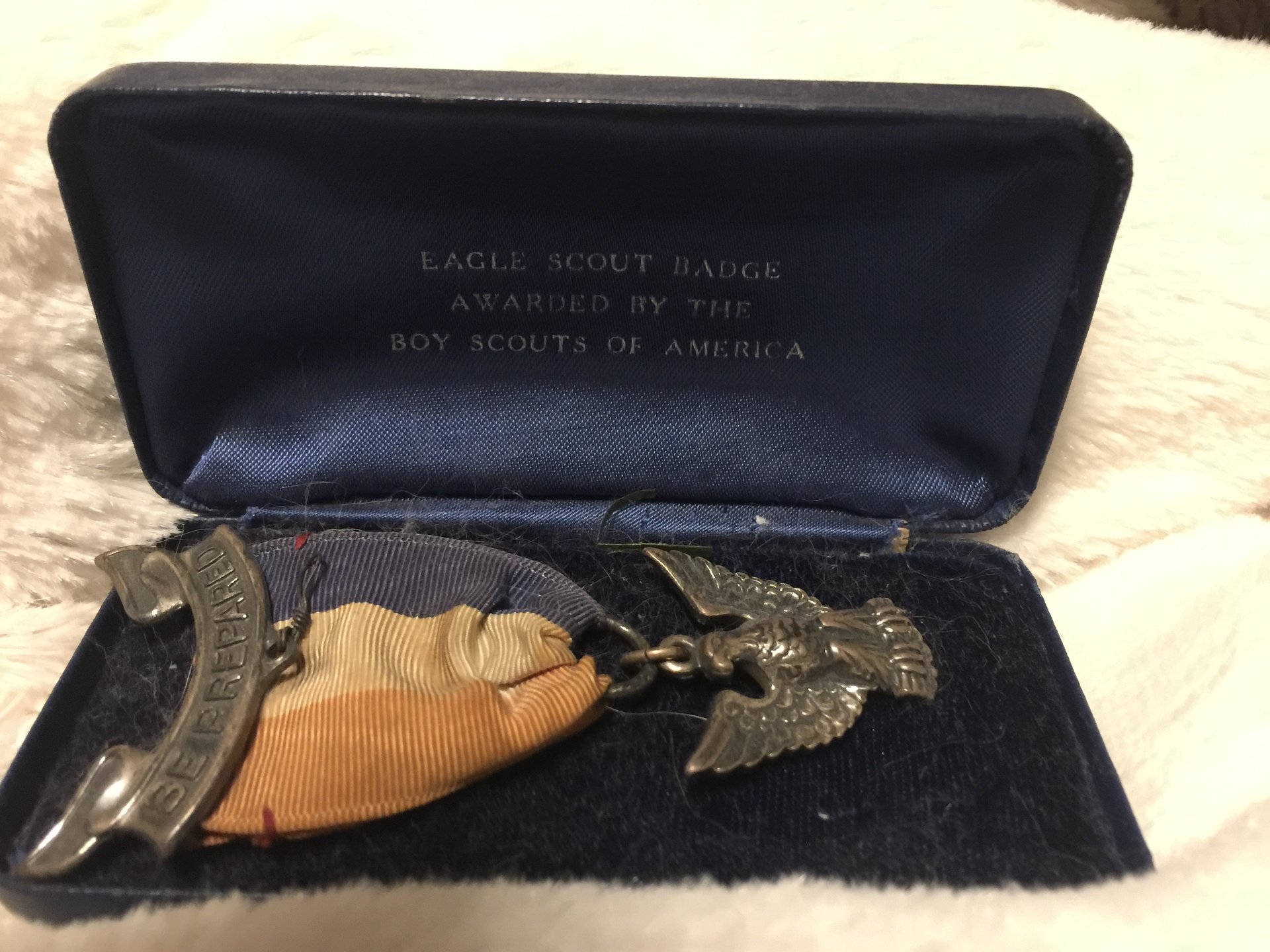 Eagle Scout Medal 1933-1954.jpg