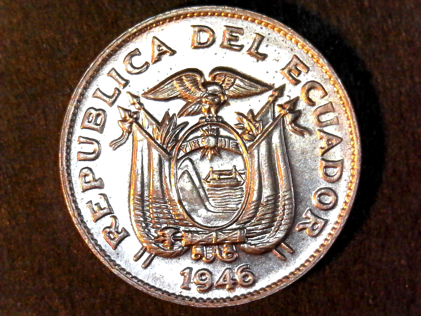 Ecaudor 5 centavos 1946 obverse.jpg