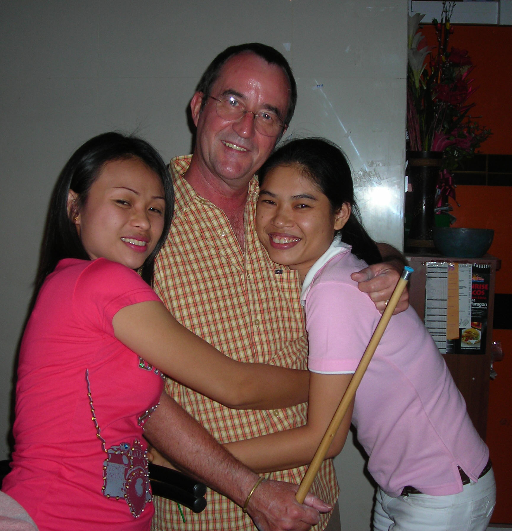 Ed w Gig n Bom.jpg