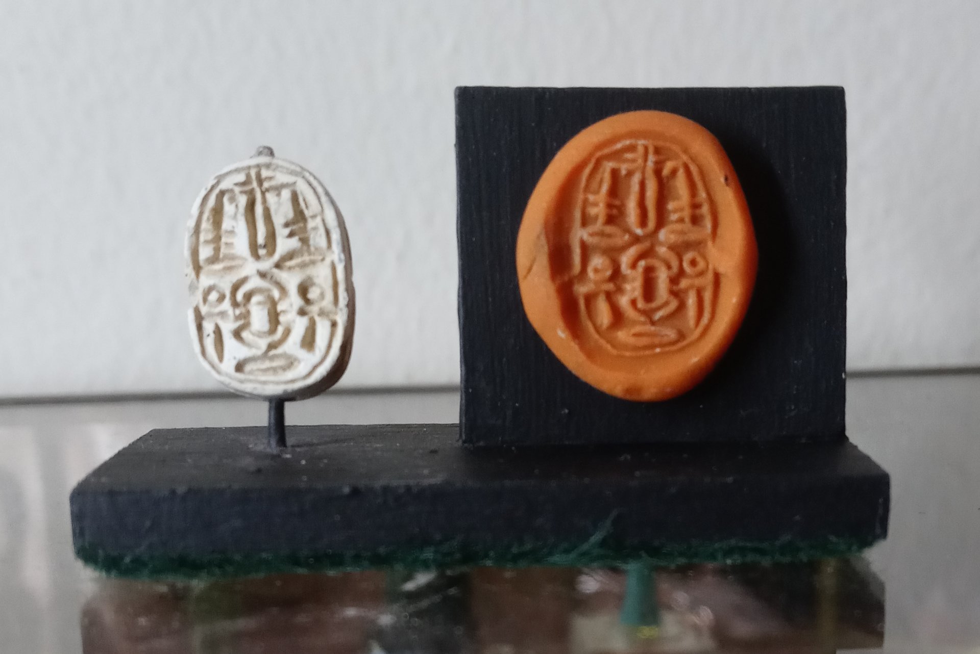 Egyptian scarab 2.jpg