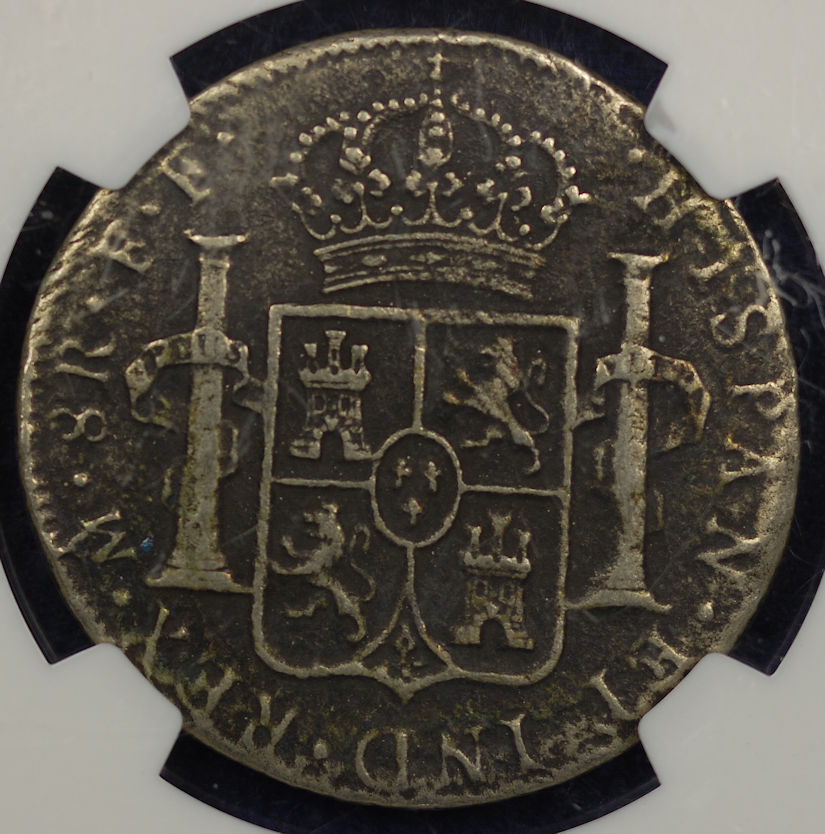el cazador 8R rev.jpg