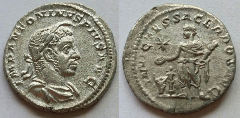 Elagabalus denarius invictvs sacerdos avg.jpg