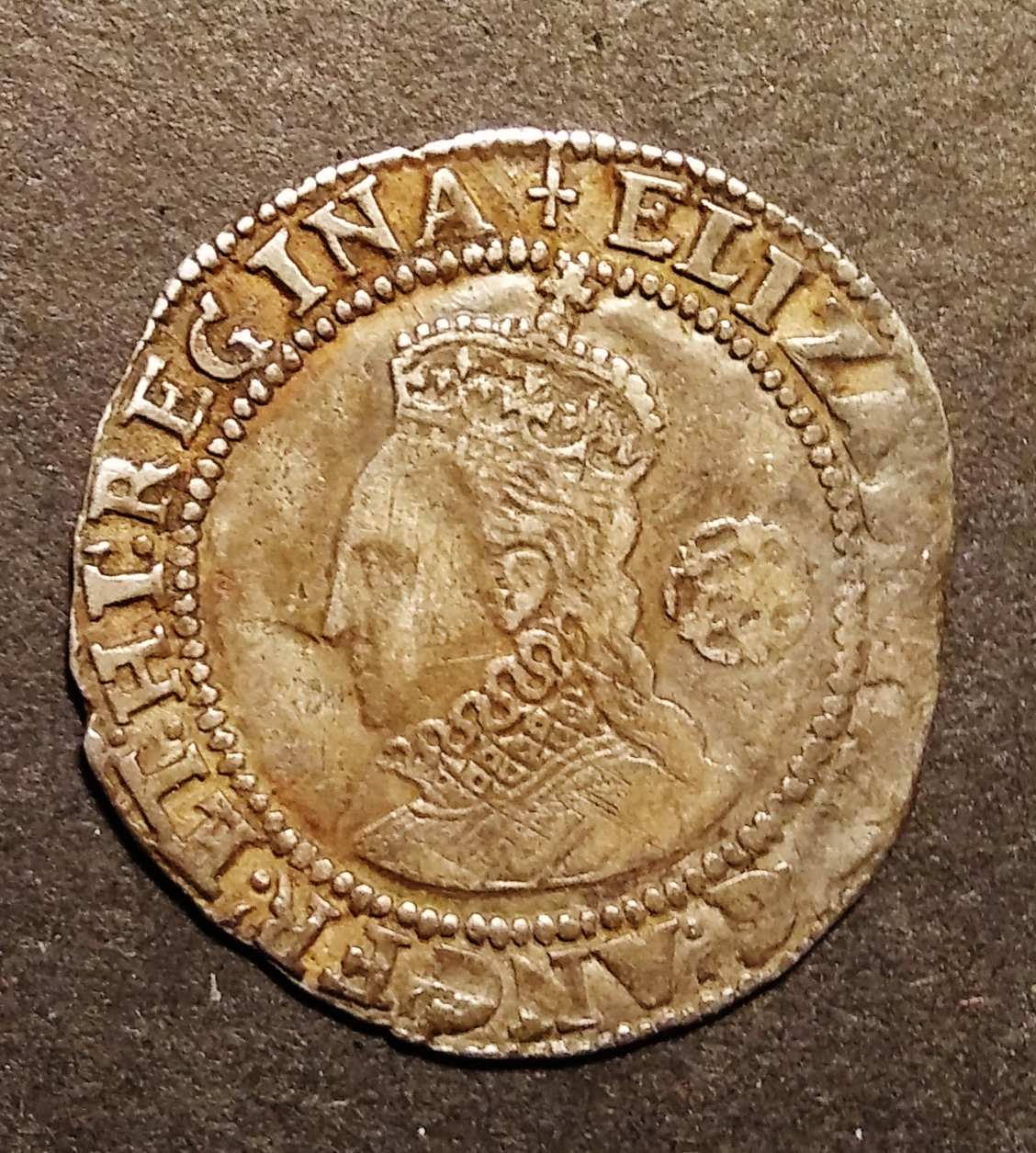 Elizabeth I sixpence Obv. 1.jpg