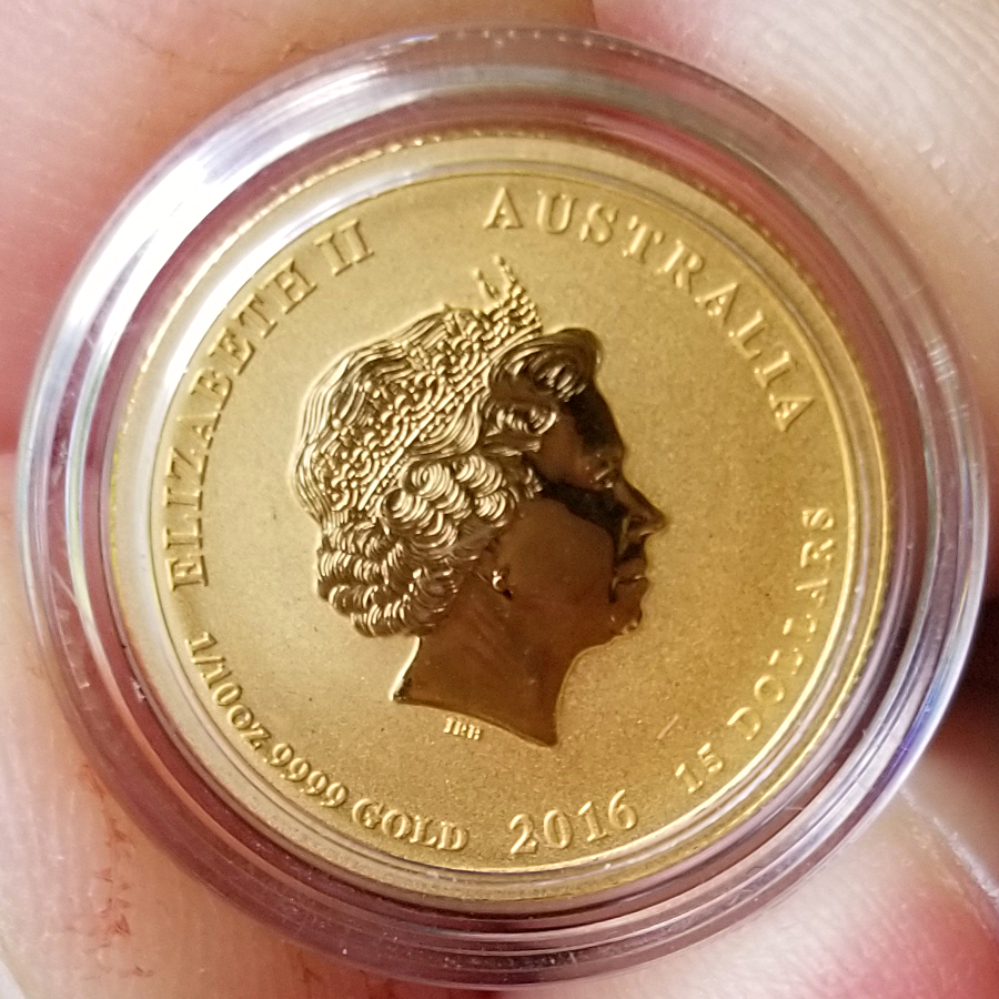 Elizabeth II Australia Victory in the Pacific OBVERSE CLOSE 15 dollar 1 10th 9999 Gold.jpg