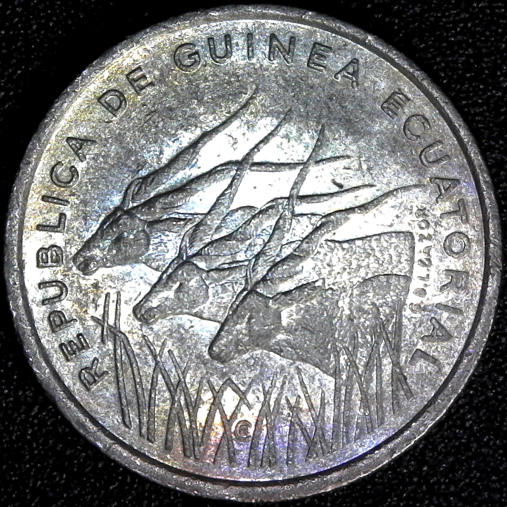 Equatorial Guinea 50 Francos 1986 obv.jpg