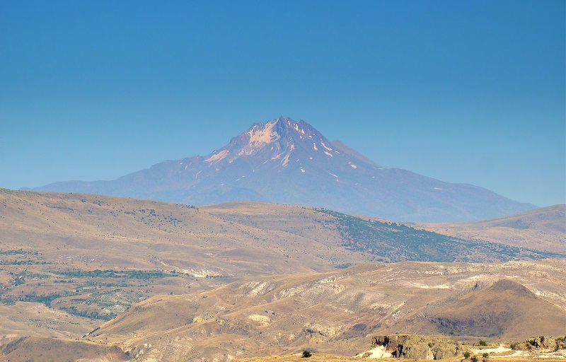 Erciyes_From_Aktepe_Goreme.JPG