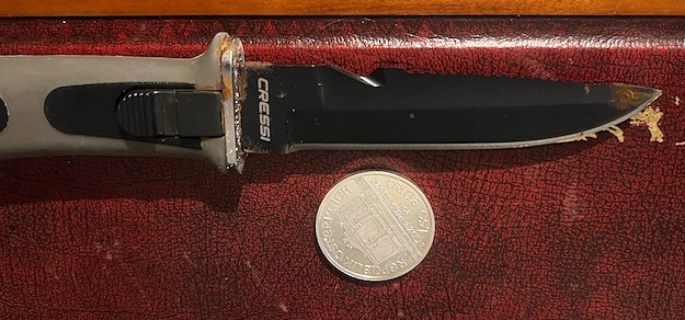 Exp knife.jpg