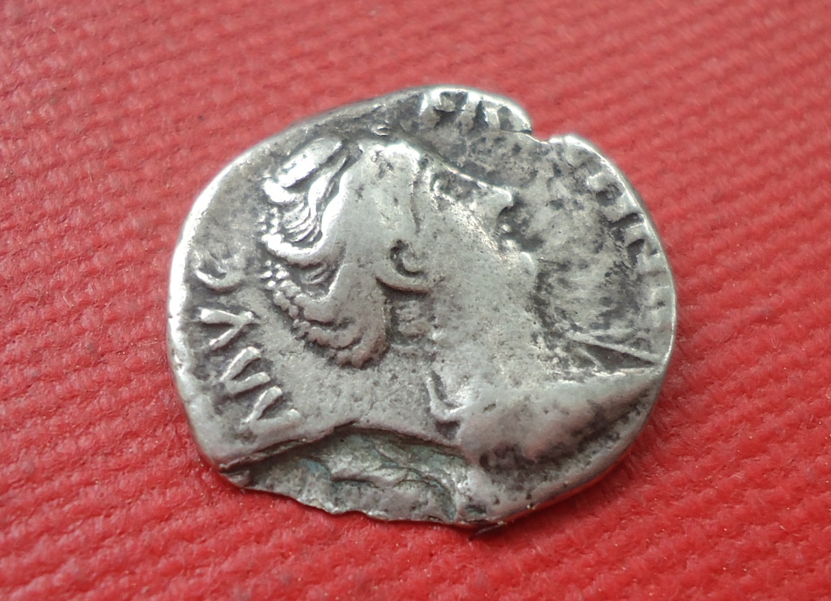 Faustina I - AETERNITAS lot Aug 2017 (3).JPG