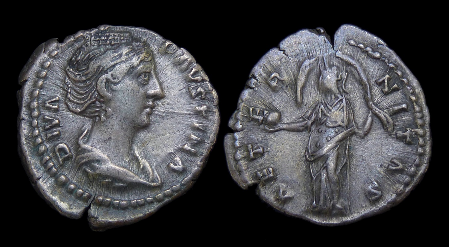 Faustina I - Den Aeternitas sown with stars 3664.jpg