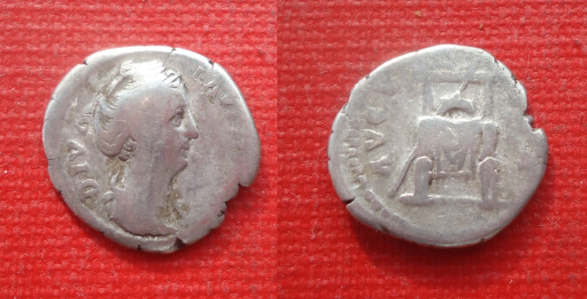 Faustina I - Denarius Throne w Wreath Nov 2019b (0).jpg