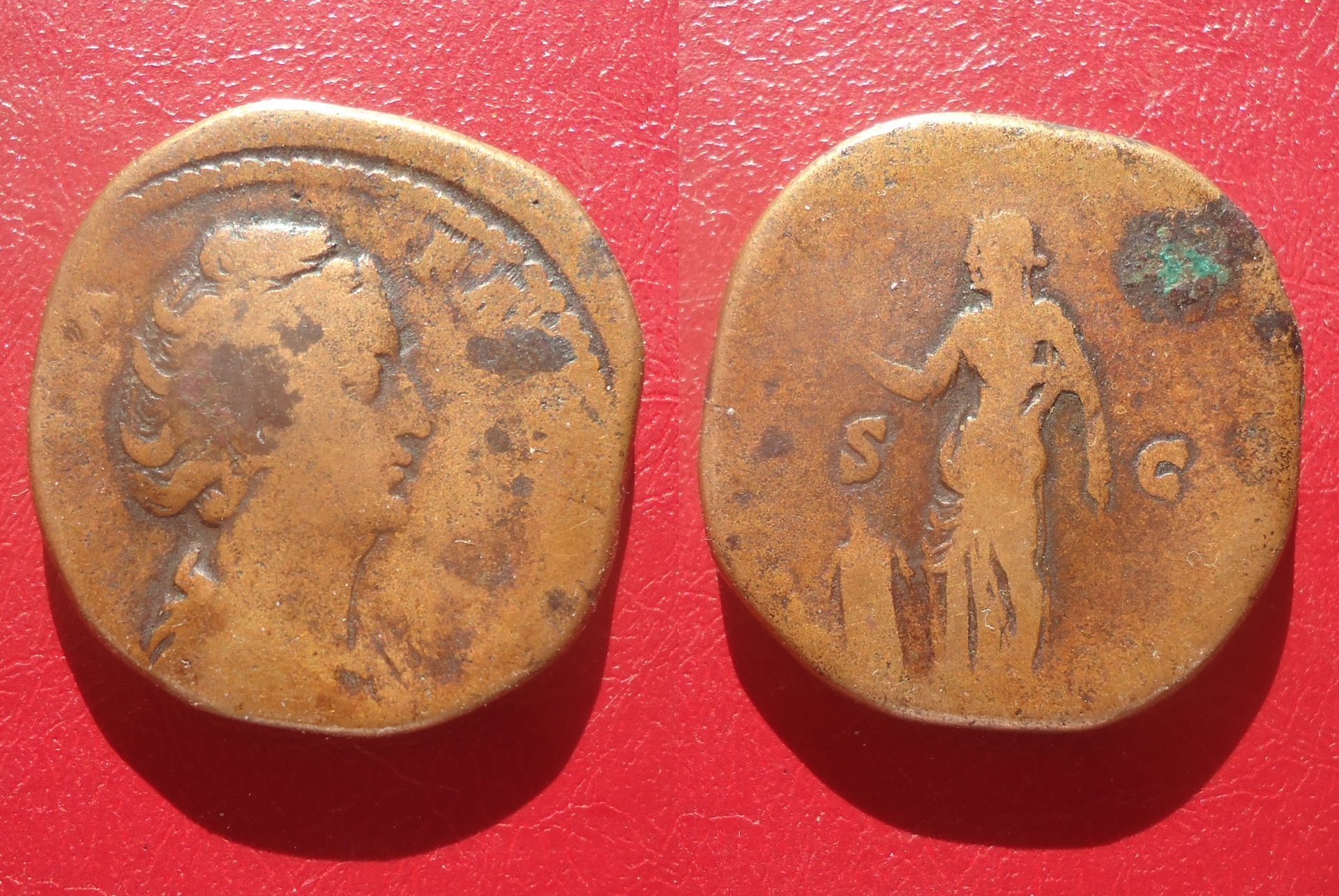 Faustina I - Sest. Pietas RIC 1127 (0).jpg