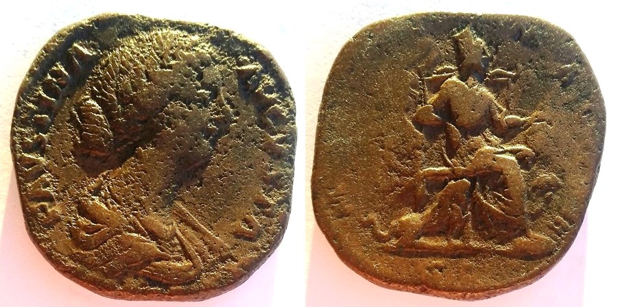 Faustina Jr Cybele Sestertius.jpg