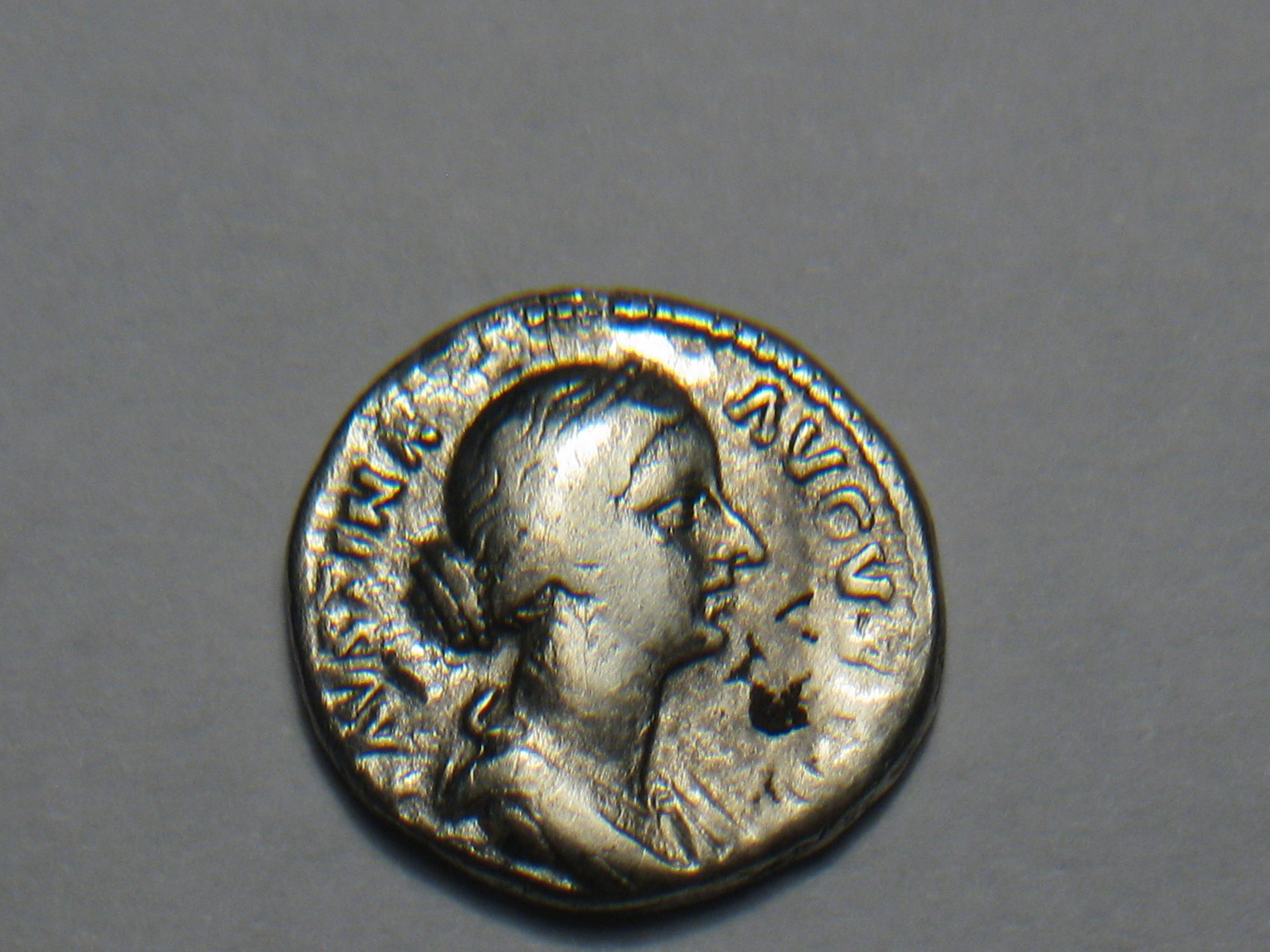 Faustina jr. denarius 001.JPG