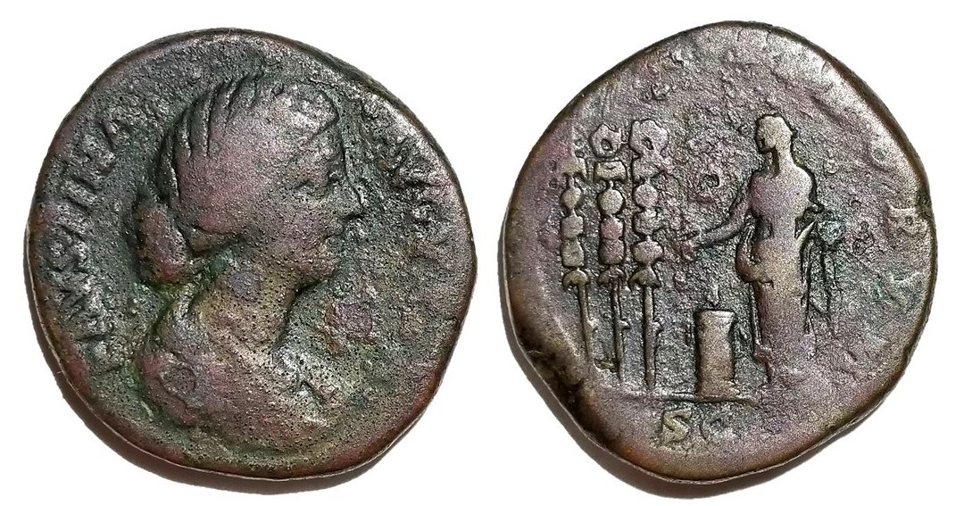Faustina Jr MATRI CASTRORVM S C sestertius.jpg