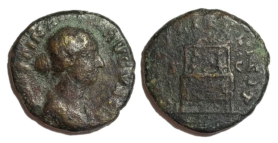Faustina Jr SAECVLI  FELICIT S C As.jpg