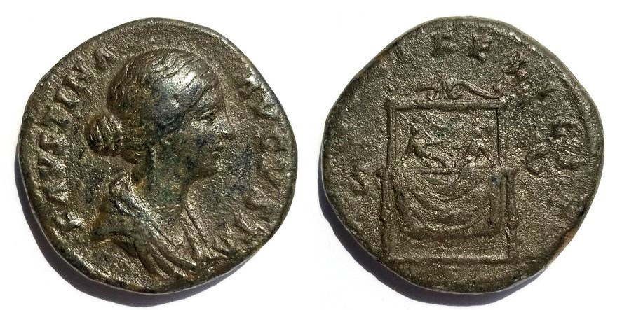 Faustina Jr SAECVLI  FELICIT S C Sestertius.jpg