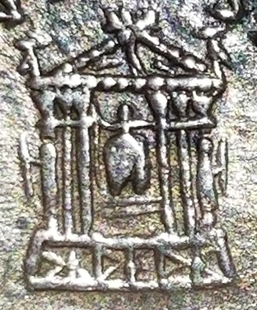 Faustina Sr AED DIV FAVSTINAE denarius closeup.jpg