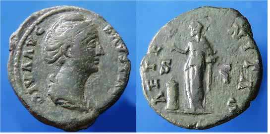 Faustina Sr AETERNITAS S C Pietas and altar MB DIVA AVG FAVSTINA Pegasi.jpg
