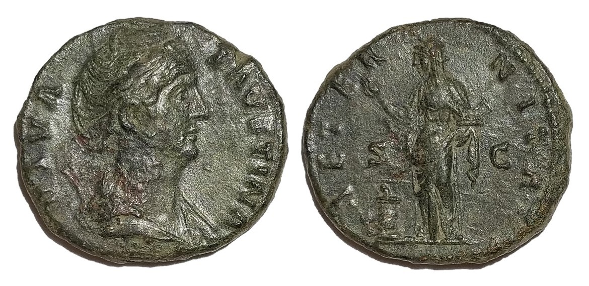 Faustina Sr AETERNITAS S C Pietas and altar MB.jpg
