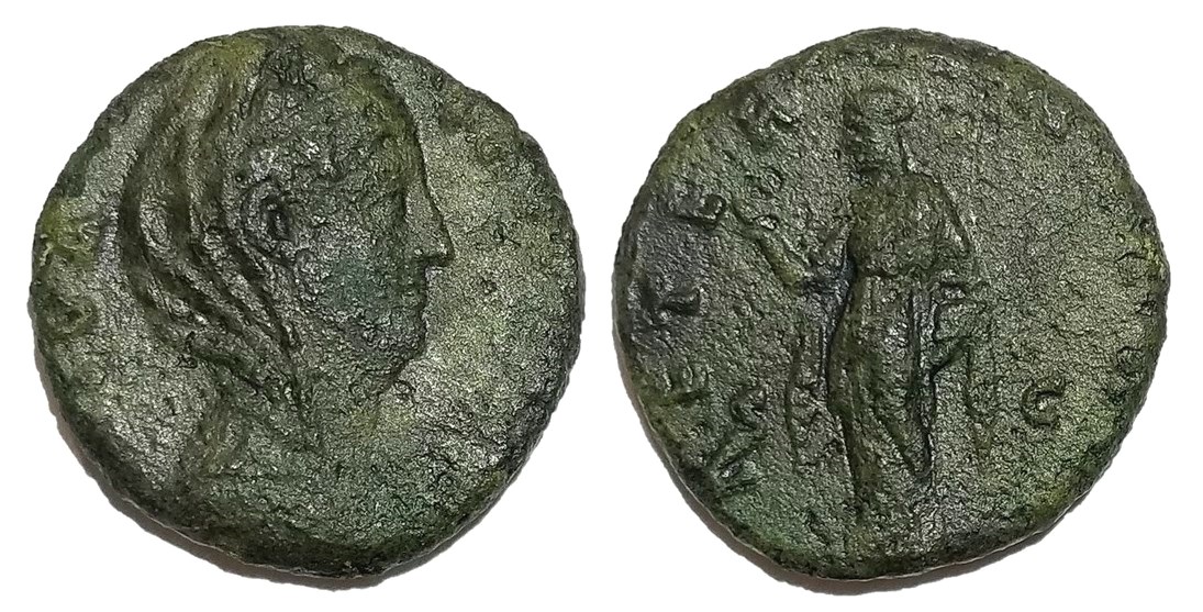 Faustina Sr AETERNITAS S C Pietas no altar MB veiled bust.jpg