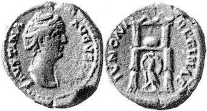 Faustina Sr IVNONI REGINAE Peacock under Throne denarius no scepter Strack pl 6, 406 Berlin.jpg