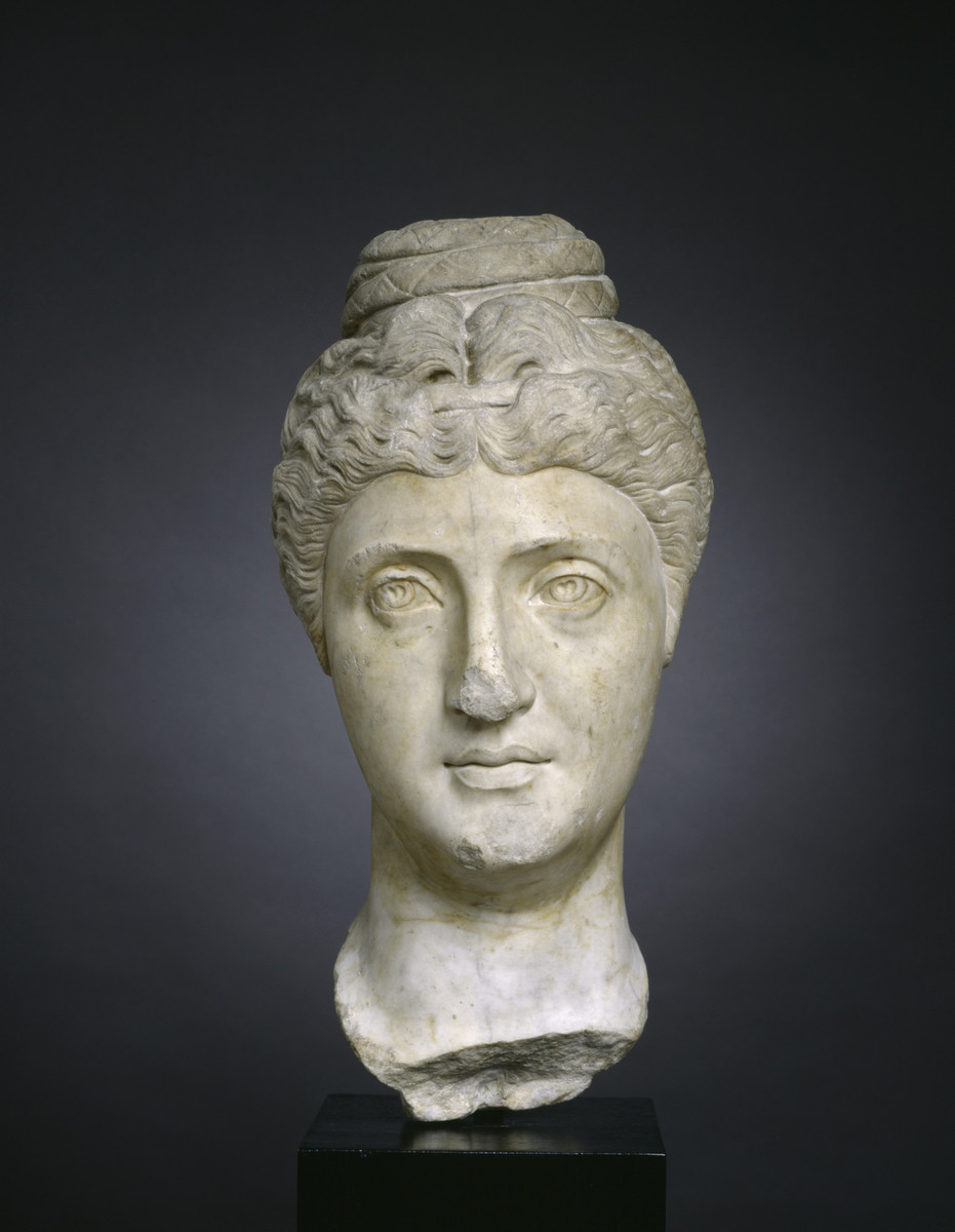 Faustina Sr statue.jpg