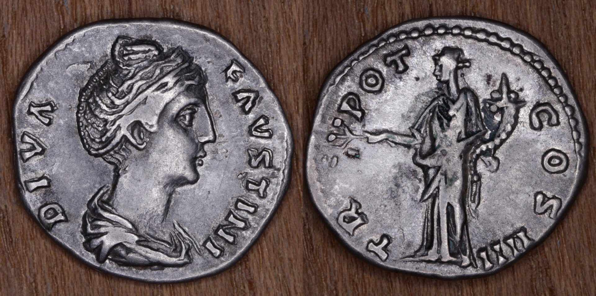 faustina_a.jpg