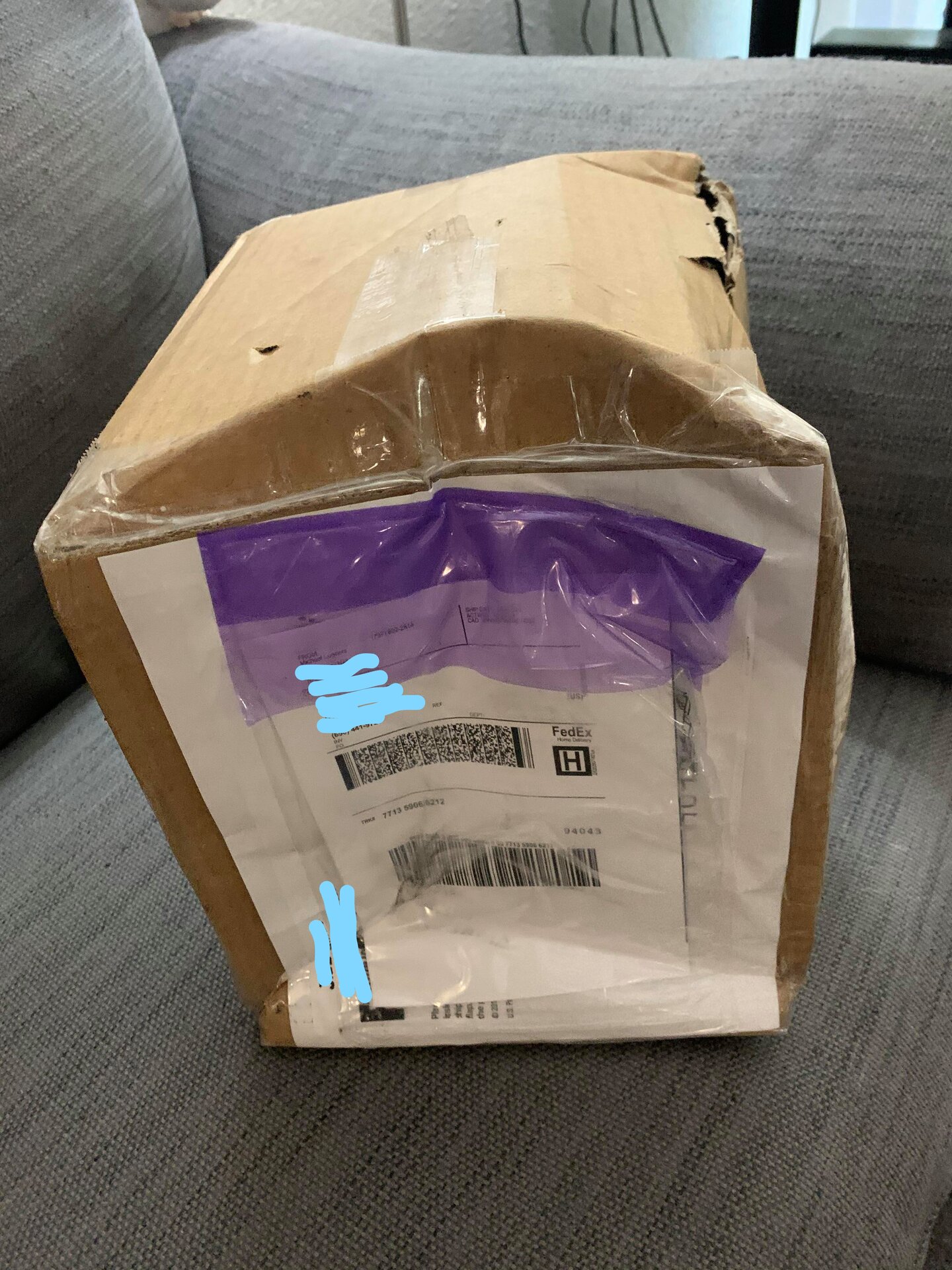 Fedex parcel to CA 2_LI.jpg