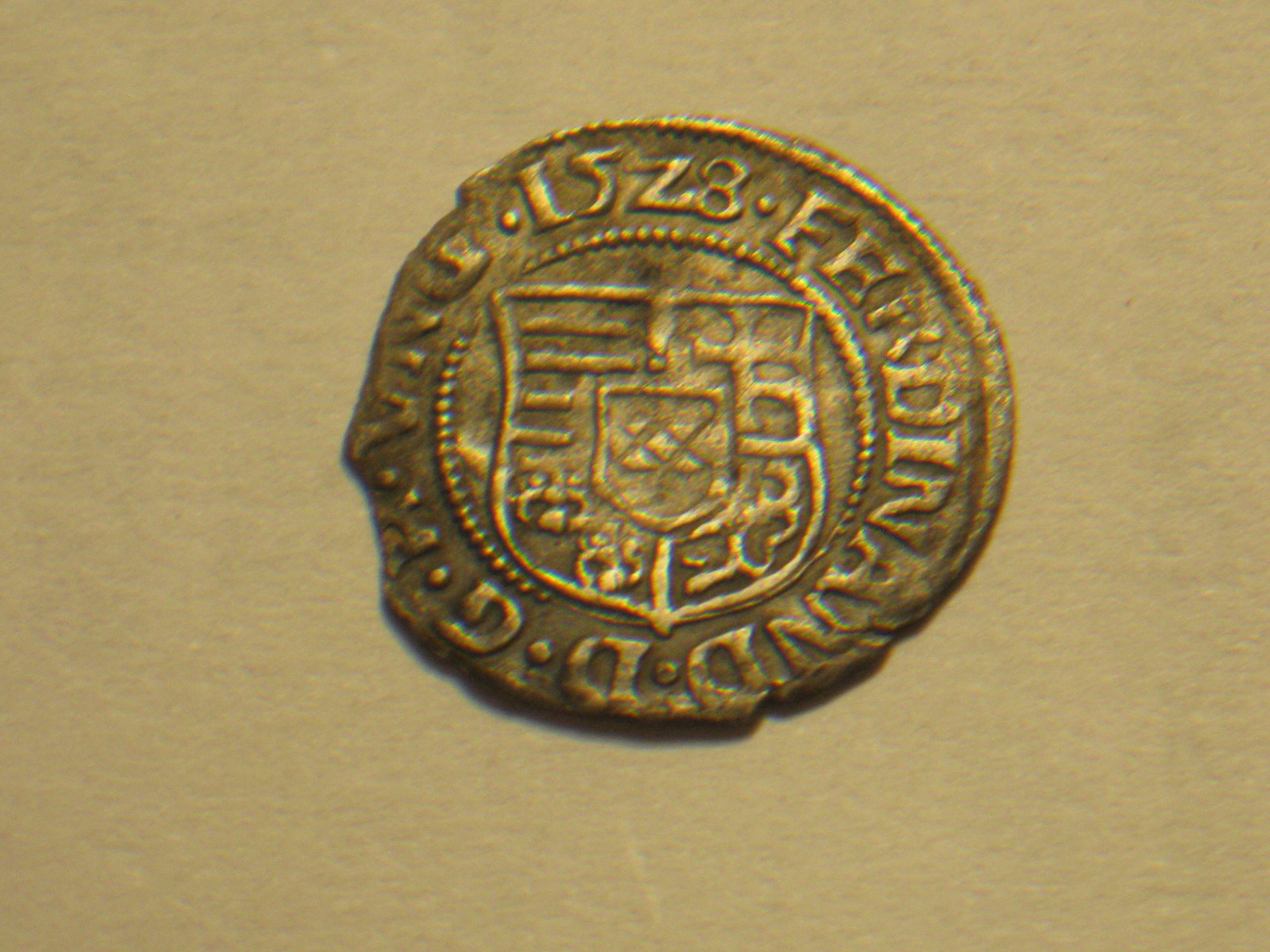 Ferdinand I, denar, king of Hungary  1528 003.JPG