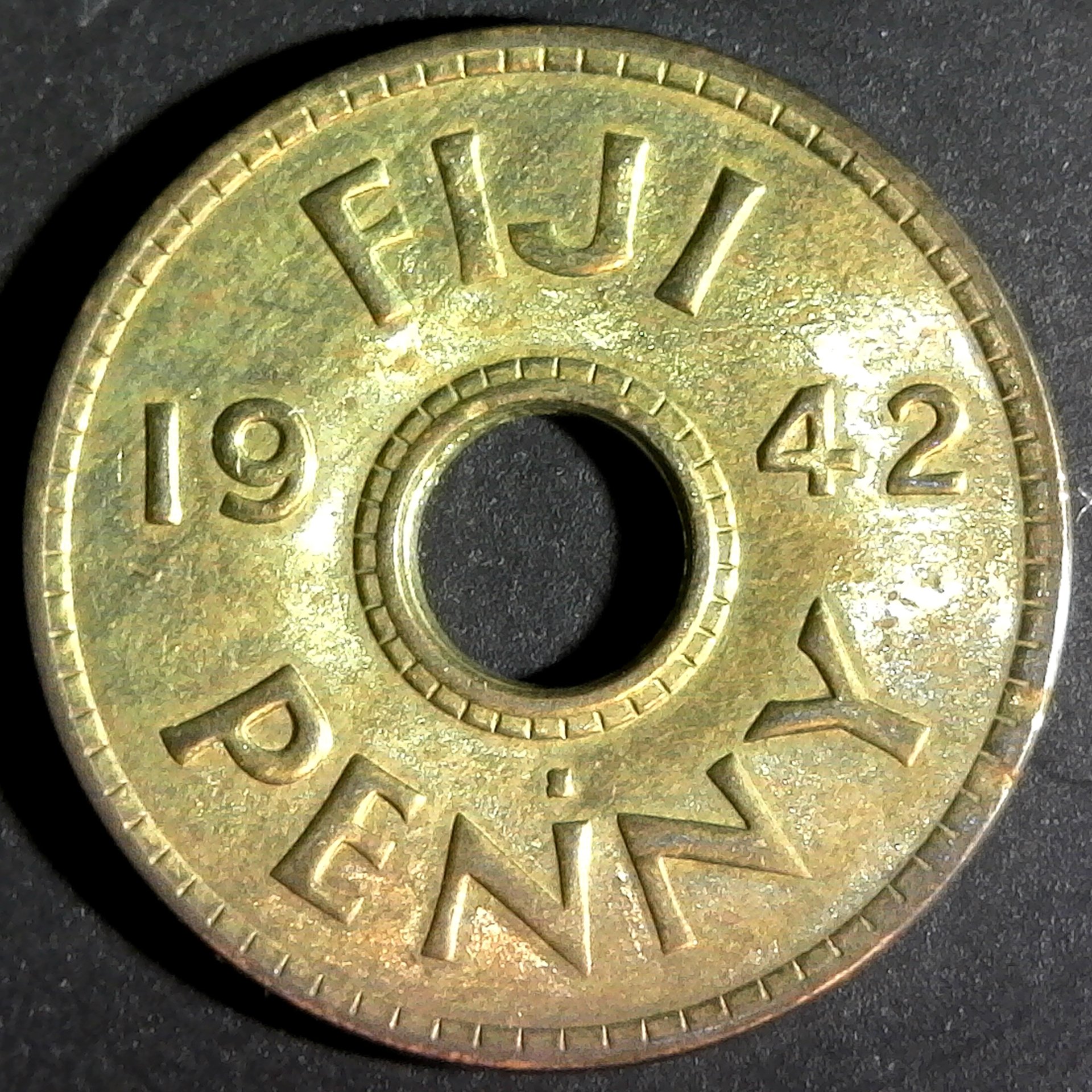 Fiji Penny 1942S obverse.jpg