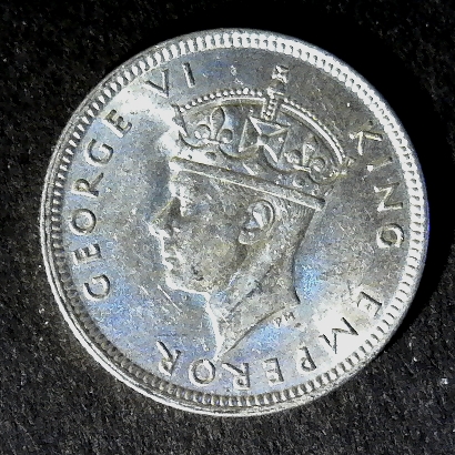 Fiji Six Pence 1942 S reverse less 10 50pct.jpg